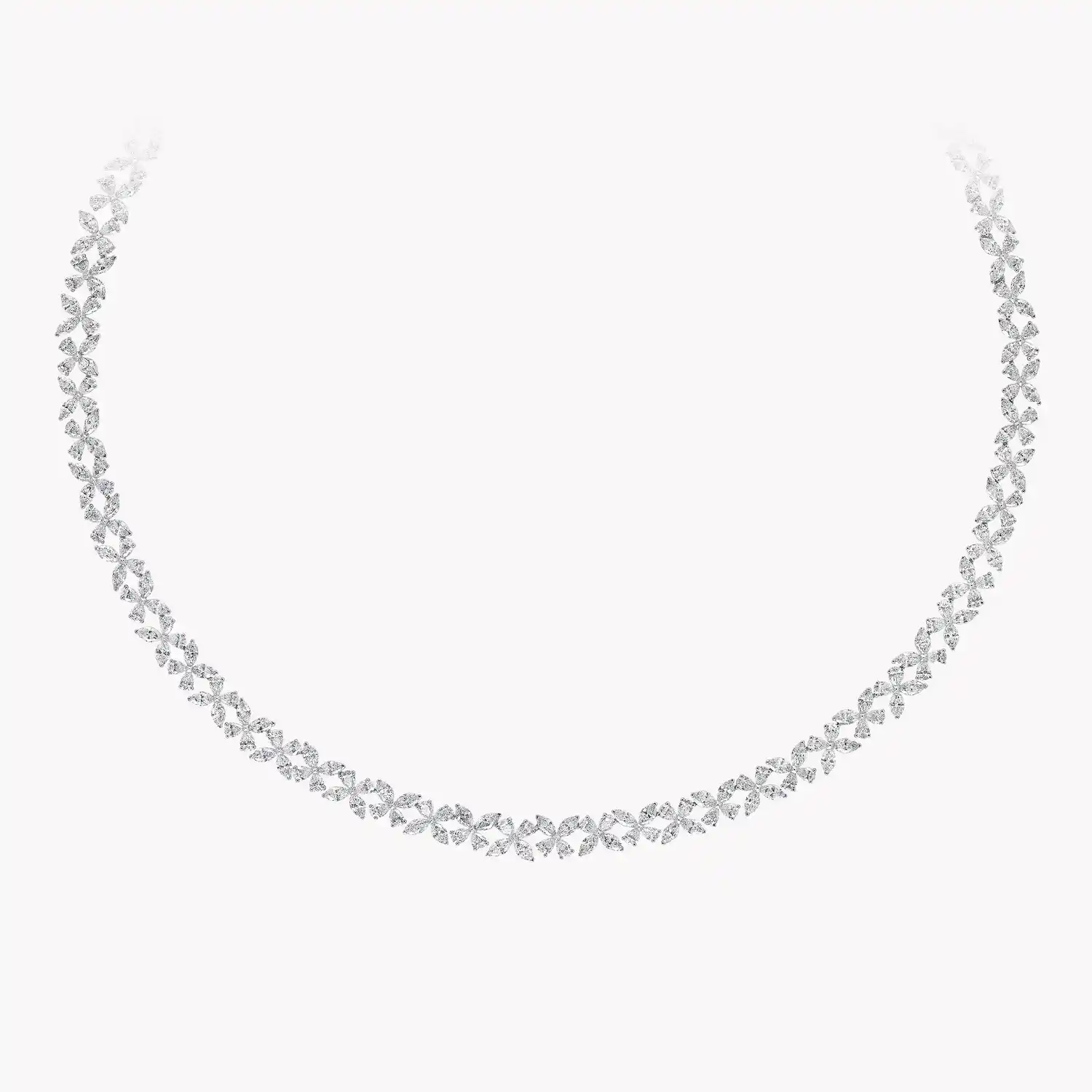 گردنبند الماس پروانه کلاسیک گراف